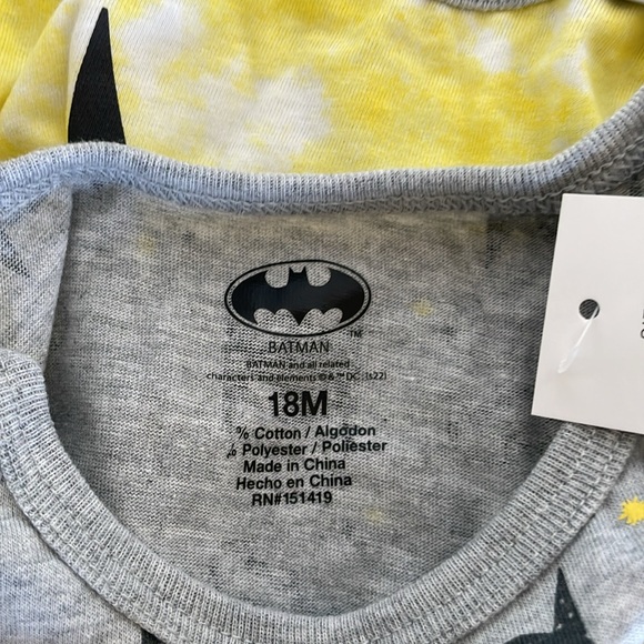 New with Tags! Three piece Batman Baby Onsie Set Sizes 12M and 18M - Picture 11 of 13